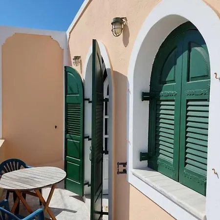 別荘 Peaceful Akrotiri With Patio And Open Views